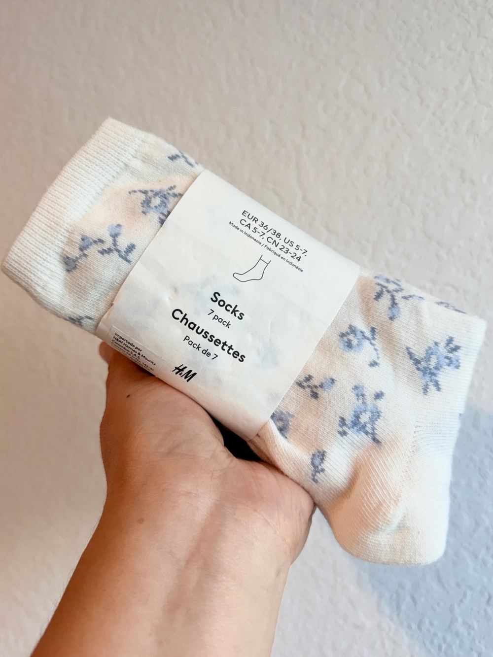 H&M Socks with Light Blue Floral Pattern - Cotton Blend / 7 Pack